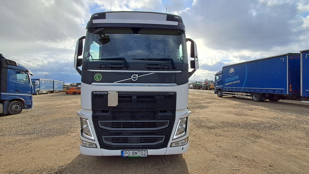 VOLVO FH 460 CIĄGNIK SIODŁOWY - Trattore stradale: foto 2 VOLVO FH 460 CIĄGNIK SIODŁOWY - Trattore stradale: foto 2