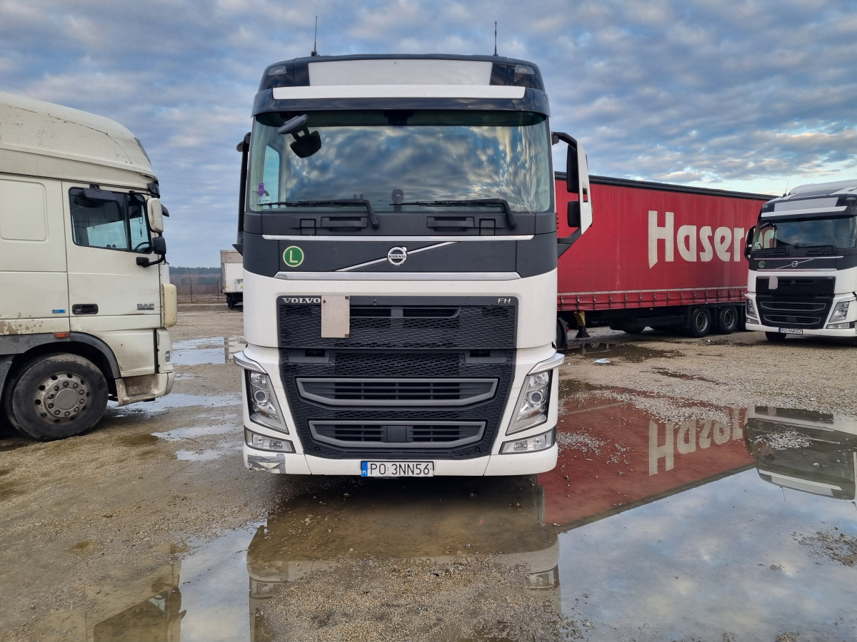 VOLVO FH 460 CIĄGNIK SIODŁOWY - Trattore stradale: foto 2 VOLVO FH 460 CIĄGNIK SIODŁOWY - Trattore stradale: foto 2