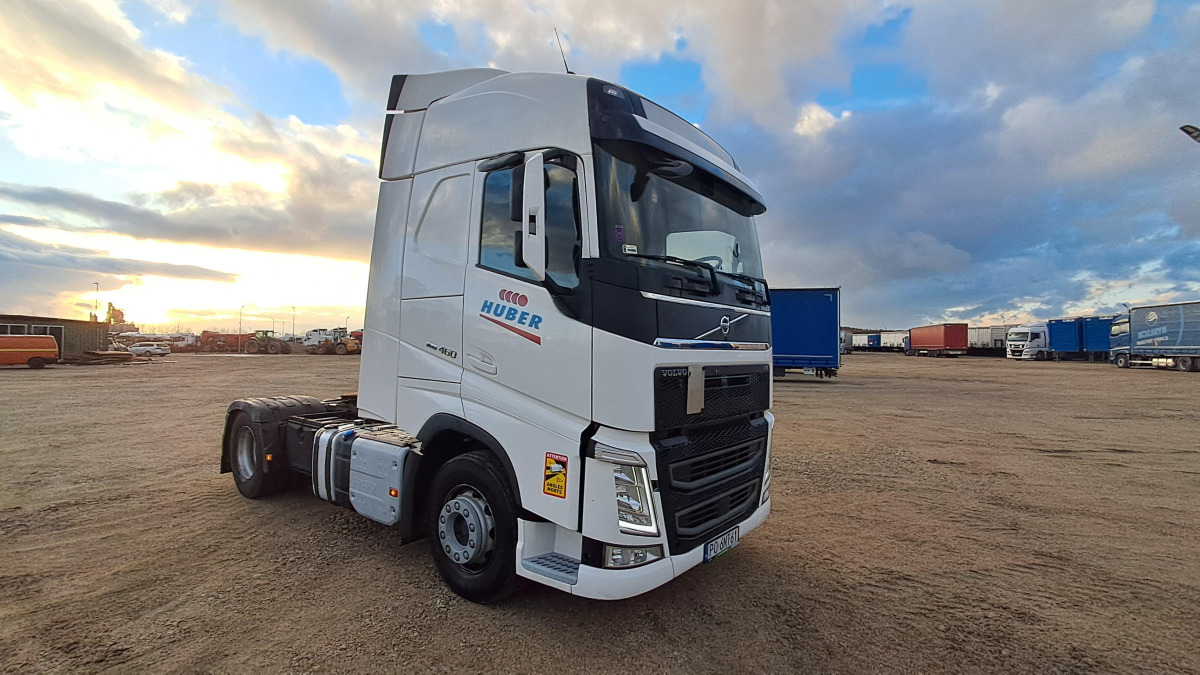 VOLVO FH 460 CIĄGNIK SIODŁOWY - Trattore stradale: foto 1 VOLVO FH 460 CIĄGNIK SIODŁOWY - Trattore stradale: foto 1