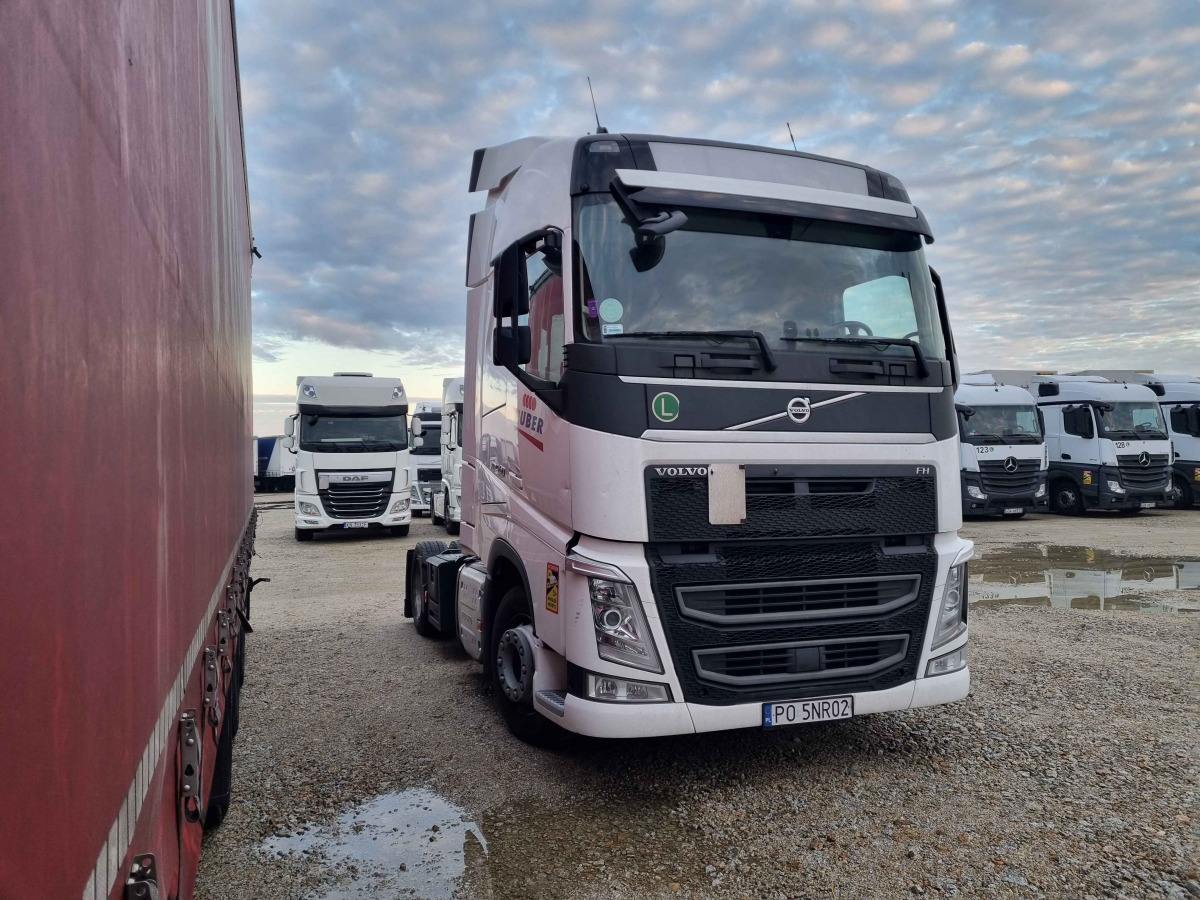 VOLVO FH 460 CIĄGNIK SIODŁOWY - Trattore stradale: foto 1 VOLVO FH 460 CIĄGNIK SIODŁOWY - Trattore stradale: foto 1