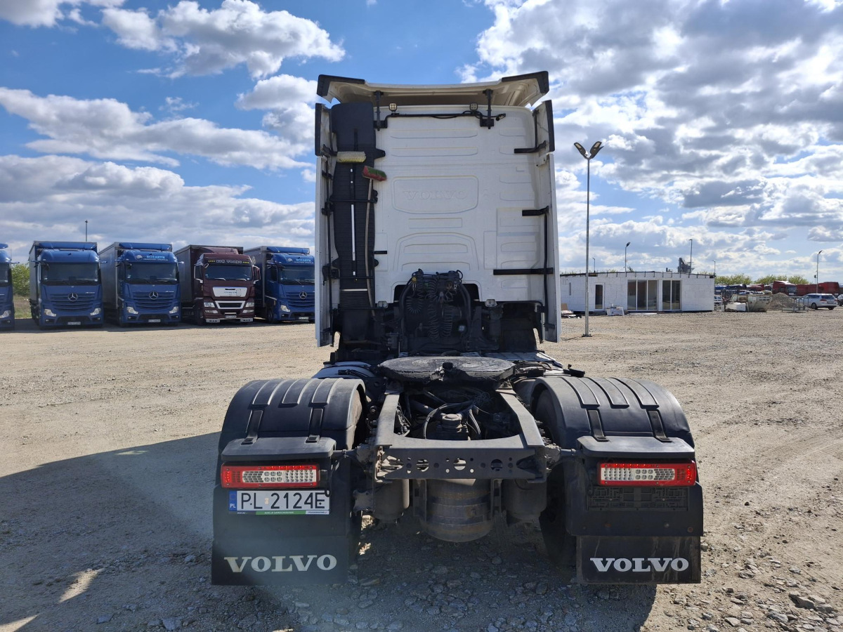 VOLVO FH CIĄGNIK SIODŁOWY - Trattore stradale: foto 4 VOLVO FH CIĄGNIK SIODŁOWY - Trattore stradale: foto 4