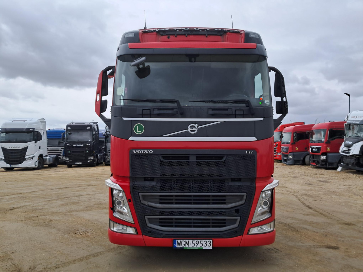 VOLVO FH CIĄGNIK SIODŁOWY - Trattore stradale: foto 3 VOLVO FH CIĄGNIK SIODŁOWY - Trattore stradale: foto 3