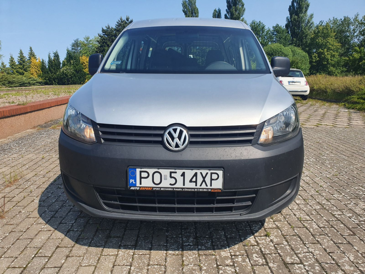 VOLKSWAGEN CADDY MINIVAN - Autovettura: foto 3 VOLKSWAGEN CADDY MINIVAN - Autovettura: foto 3