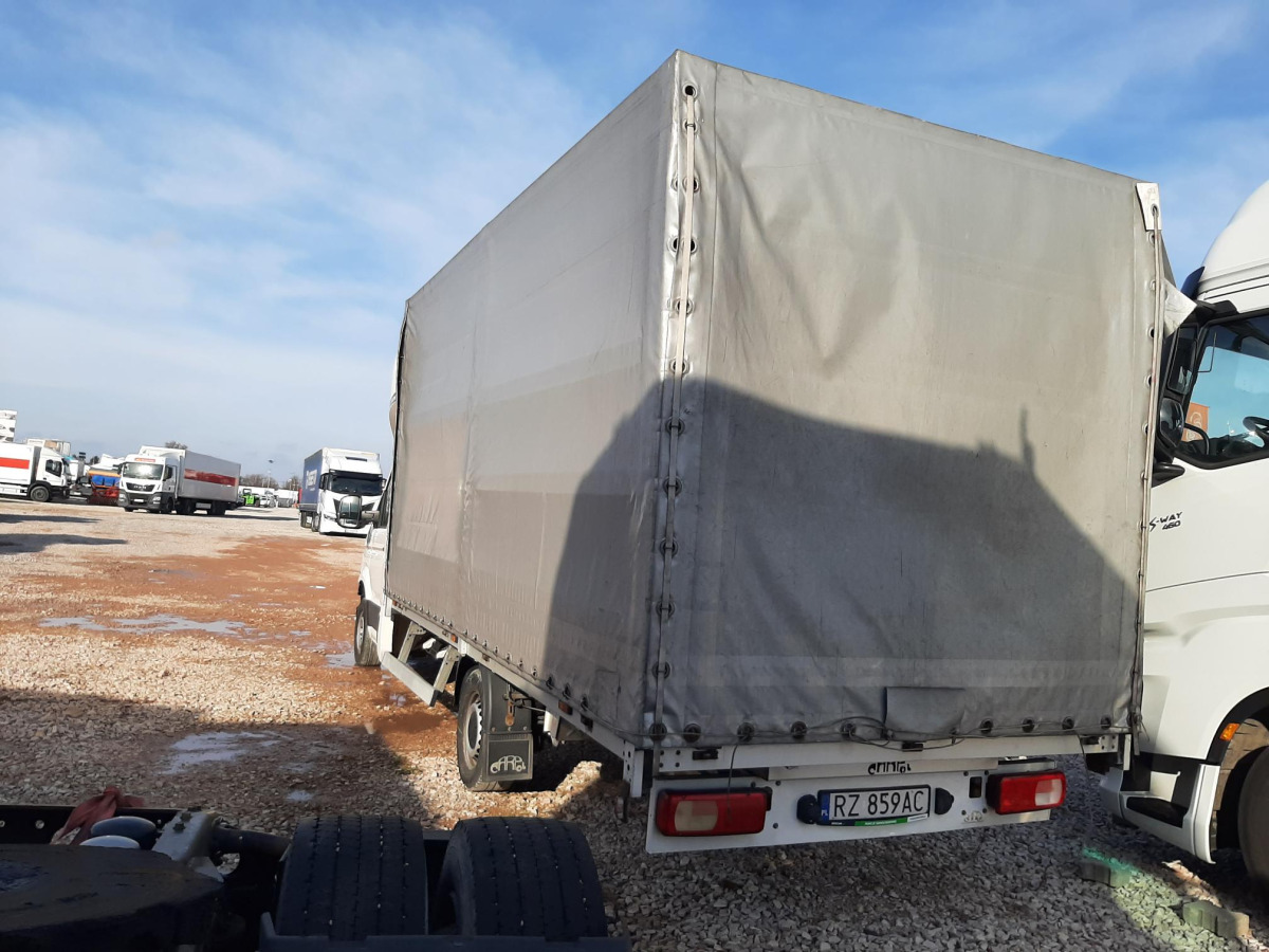 VOLKSWAGEN CRAFTER PLANDEKA - Furgone centinato: foto 5 VOLKSWAGEN CRAFTER PLANDEKA - Furgone centinato: foto 5