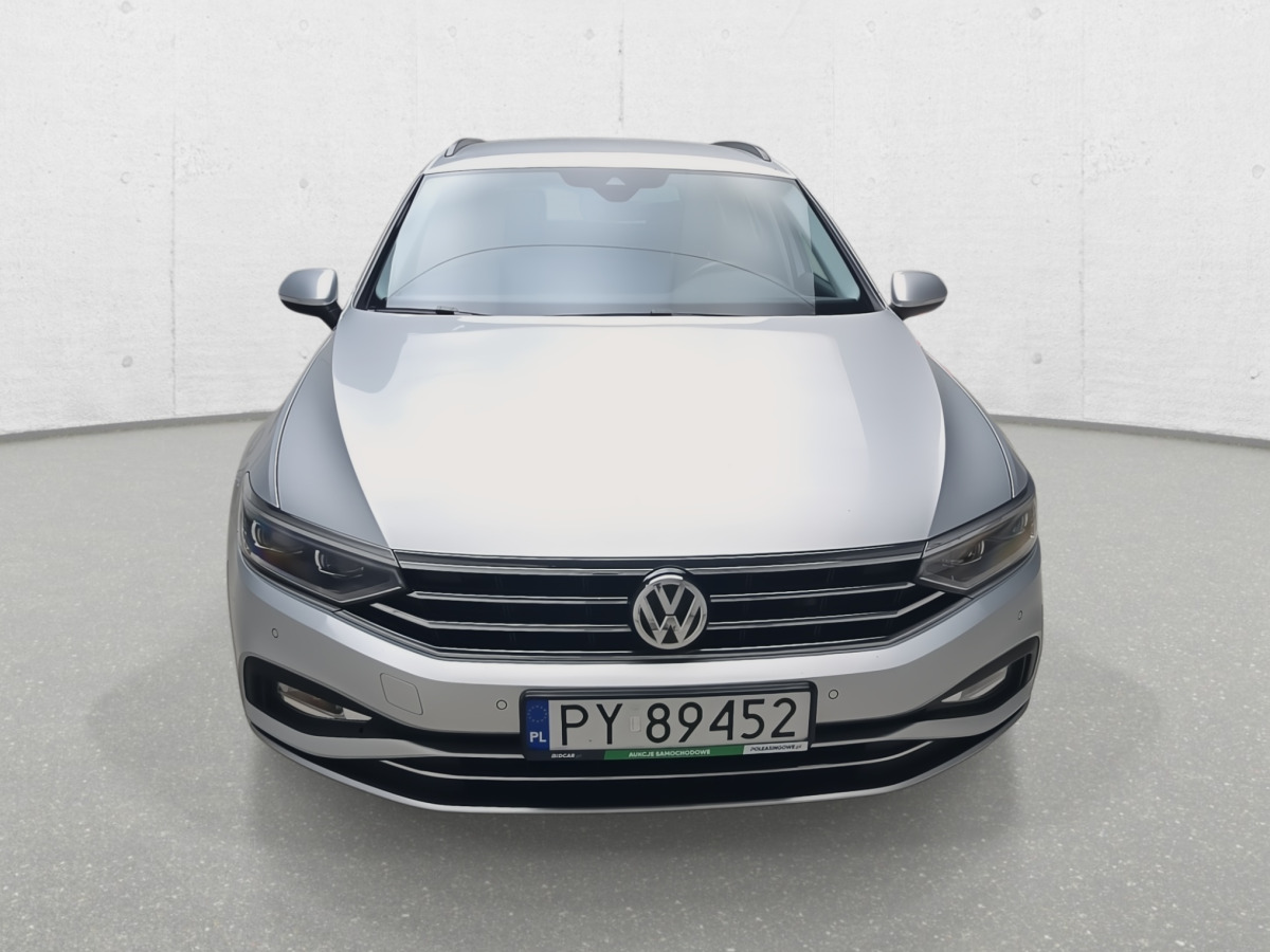 VOLKSWAGEN PASSAT KOMBI - Autovettura: foto 3 VOLKSWAGEN PASSAT KOMBI - Autovettura: foto 3