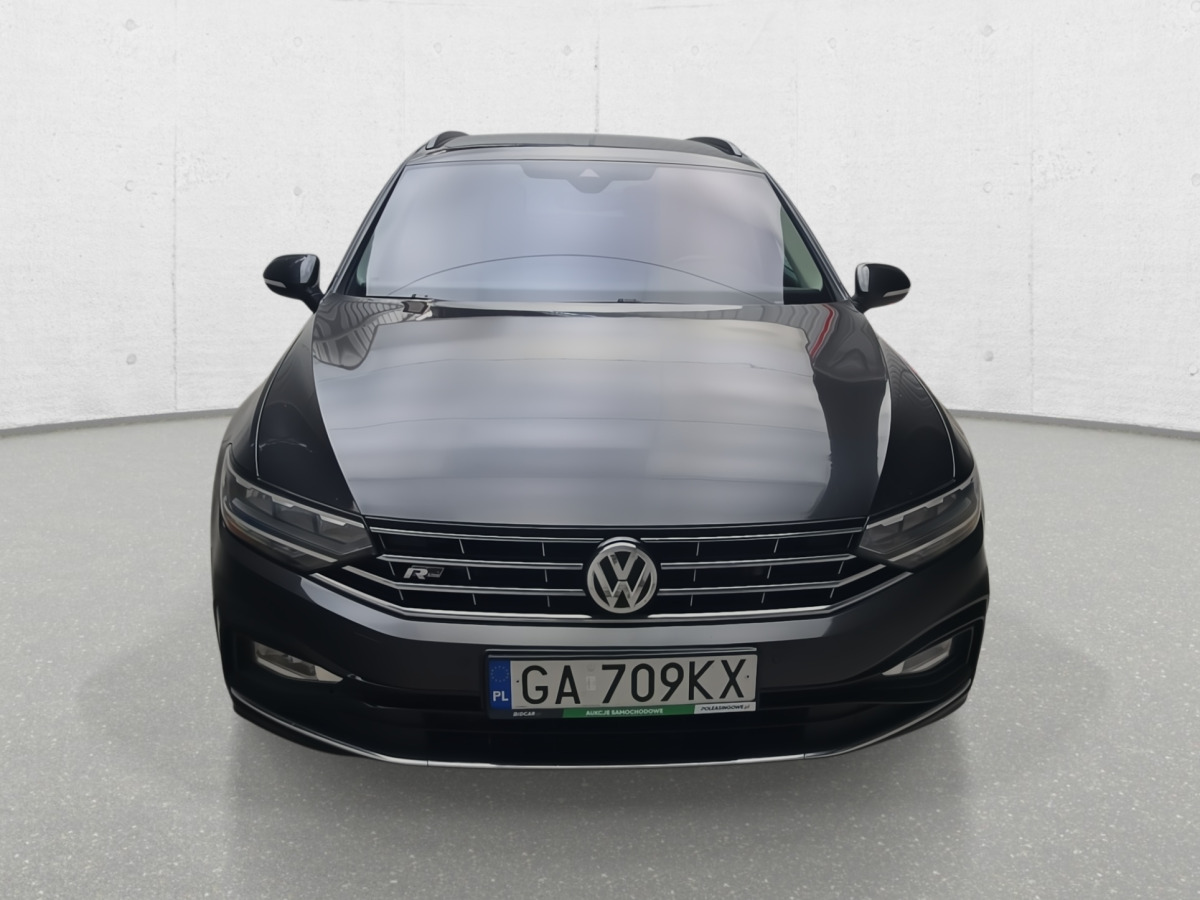 VOLKSWAGEN PASSAT KOMBI - Autovettura: foto 3 VOLKSWAGEN PASSAT KOMBI - Autovettura: foto 3