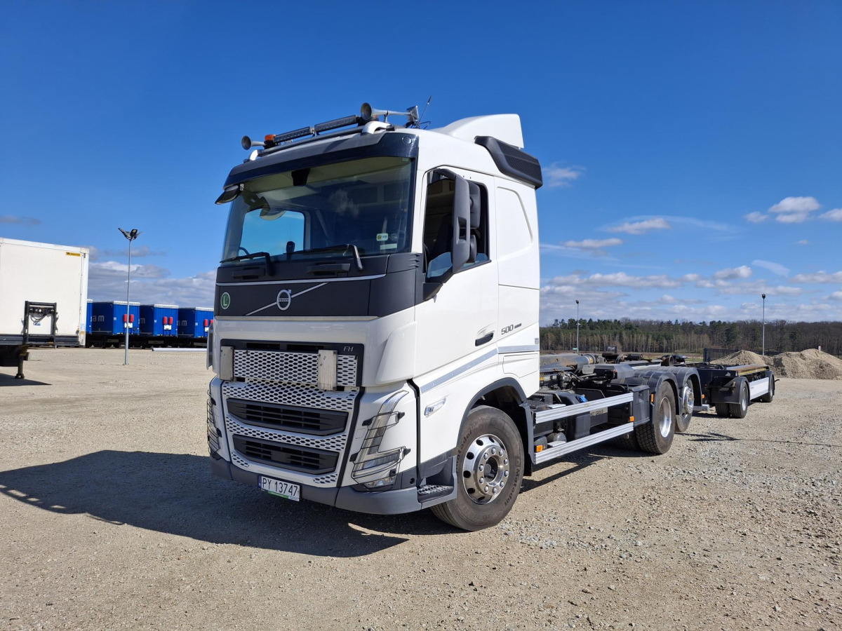 VOLVO FH 500 CIĄGNIK SIODŁOWY - Autocarro scarrabile: foto 2 VOLVO FH 500 CIĄGNIK SIODŁOWY - Autocarro scarrabile: foto 2