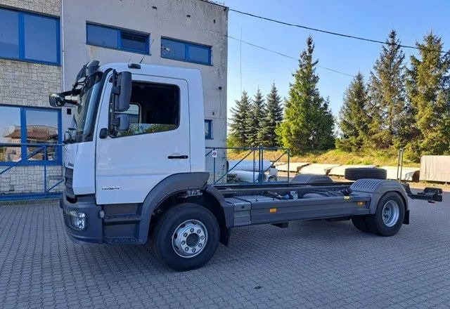 Mercedes-Benz Atego 1624 L Podwozie - Autocarro telaio: foto 1 Mercedes-Benz Atego 1624 L Podwozie - Autocarro telaio: foto 1