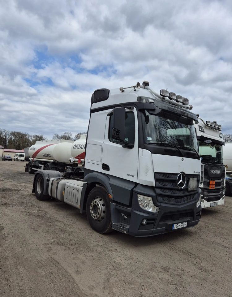 Mercedes-Benz Actros 1843 LS - Trattore stradale: foto 1 Mercedes-Benz Actros 1843 LS - Trattore stradale: foto 1