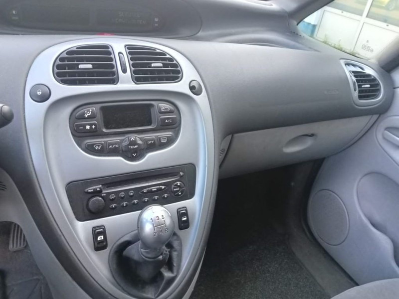 Autovettura Citroën Xsara Picasso 1.8i - 16V , Airco: foto 15