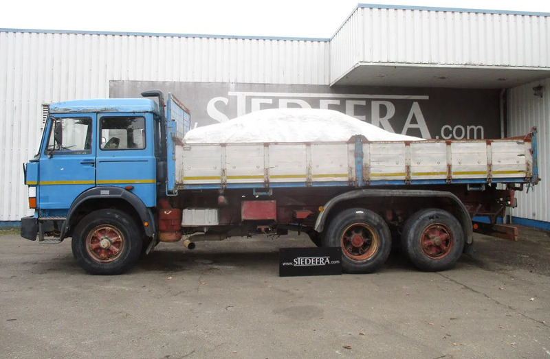 Iveco Turbostar 190-30 , Manual , V8 , 3 way tipper , Spring suspension , 6x2 - Autocarro ribaltabile: foto 2 Iveco Turbostar 190-30 , Manual , V8 , 3 way tipper , Spring suspension , 6x2 - Autocarro ribaltabile: foto 2