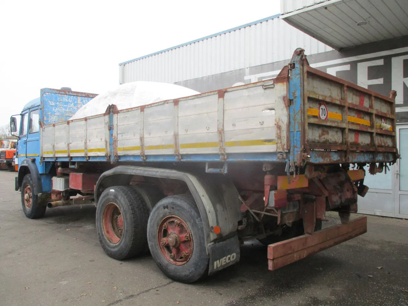 Iveco Turbostar 190-30 , Manual , V8 , 3 way tipper , Spring suspension , 6x2 - Autocarro ribaltabile: foto 5 Iveco Turbostar 190-30 , Manual , V8 , 3 way tipper , Spring suspension , 6x2 - Autocarro ribaltabile: foto 5