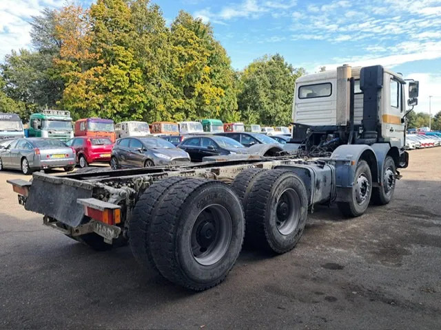 MAN 35-364 / FE 360 A , 8x4 , Spring Suspension , ZF Manual , Airco - Autocarro telaio: foto 3 MAN 35-364 / FE 360 A , 8x4 , Spring Suspension , ZF Manual , Airco - Autocarro telaio: foto 3