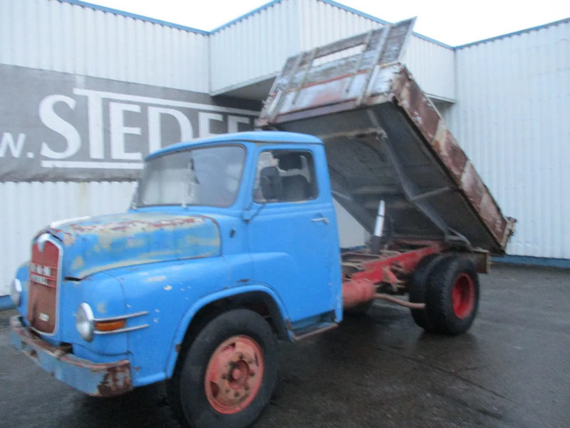MAN 520 , 11-136 , 6 Cylinder , Manual , 3 way tipper , Oldtimer - Autocarro ribaltabile: foto 1 MAN 520 , 11-136 , 6 Cylinder , Manual , 3 way tipper , Oldtimer - Autocarro ribaltabile: foto 1