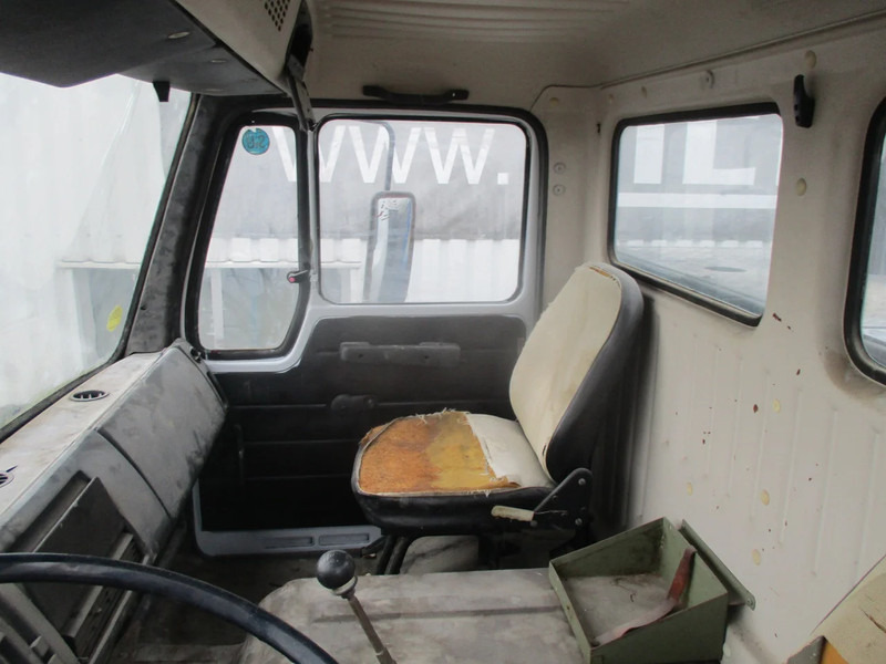 Autocarro con pianale/ Cassone fisso Mercedes-Benz FAP 2026 , V8 , 6x6 , ZF Manual , Spring suspension , ex: foto 9