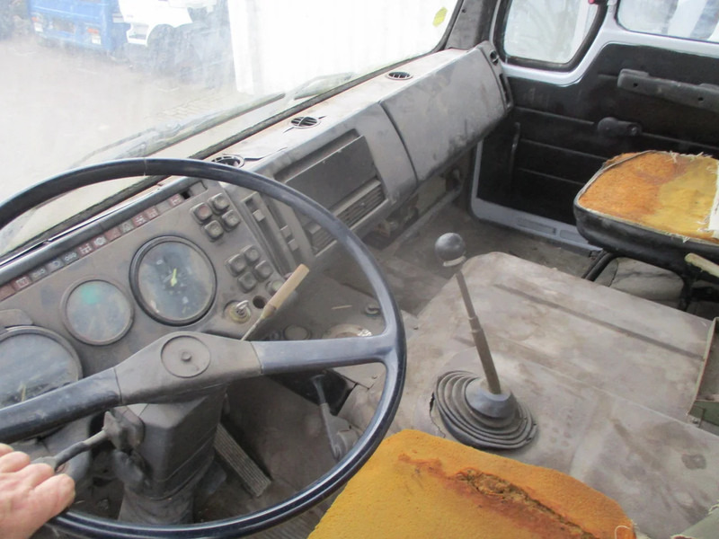 Autocarro con pianale/ Cassone fisso Mercedes-Benz FAP 2026 , V8 , 6x6 , ZF Manual , Spring suspension , ex: foto 8