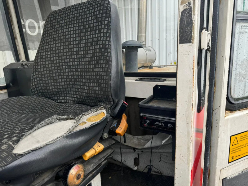 Carrello elevatore diesel Svetruck 860-28 Pneumatic Tire Forklift: foto 13