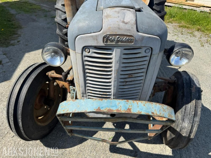 1959 Ferguson 35 gullfisk - Trattore: foto 4 1959 Ferguson 35 gullfisk - Trattore: foto 4