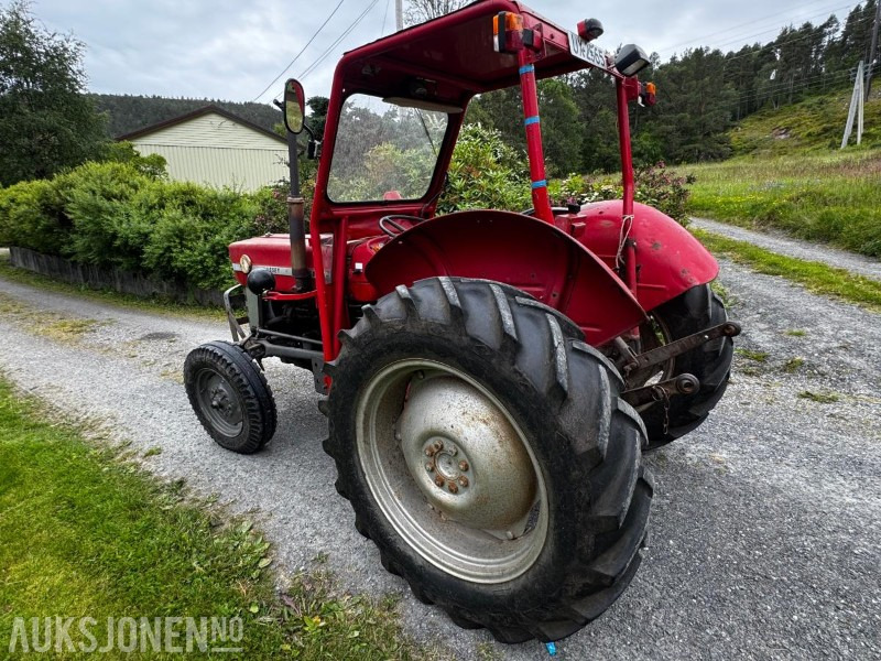 1971 Massey Ferguson 135 traktor MVA FRI - Trattore: foto 5 1971 Massey Ferguson 135 traktor MVA FRI - Trattore: foto 5
