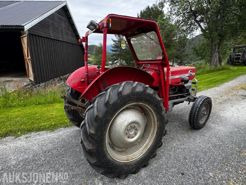 1971 Massey Ferguson 135 traktor MVA FRI - Trattore: foto 3 1971 Massey Ferguson 135 traktor MVA FRI - Trattore: foto 3