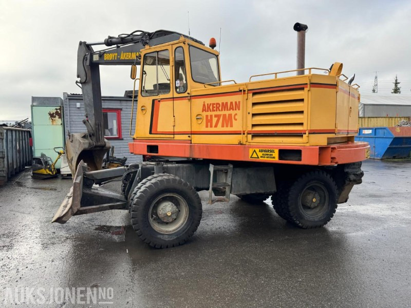 1988 Åkerman H7Mc hjulgraver med skuffe - Escavatore: foto 2 1988 Åkerman H7Mc hjulgraver med skuffe - Escavatore: foto 2