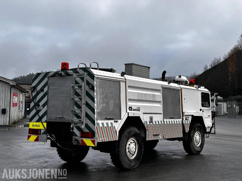 1994 MAN 16.422 FAFG med Rosenbauer NH30 påbygg – terrenggående brann-, renholds- og spylerbil - Autopompa: foto 5 1994 MAN 16.422 FAFG med Rosenbauer NH30 påbygg – terrenggående brann-, renholds- og spylerbil - Autopompa: foto 5