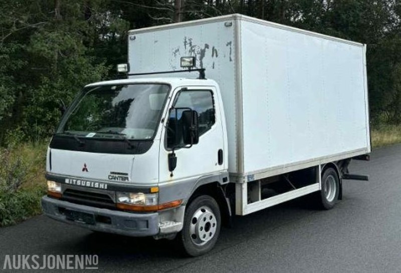 1999 Mitsubishi Fuso Canter C1 Skapbil med løftelem - Autocarro furgonato: foto 1 1999 Mitsubishi Fuso Canter C1 Skapbil med løftelem - Autocarro furgonato: foto 1