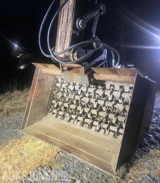 1999 Multimaster sorteringsskuffe S70 og BM feste - Attrezzatura da costruzione: foto 1 1999 Multimaster sorteringsskuffe S70 og BM feste - Attrezzatura da costruzione: foto 1