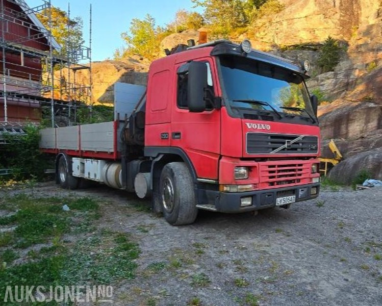 1999 Volvo FM7 42R 4X2 Reparasjonsobjekt Hiab 195-4 - Camion con gru: foto 2 1999 Volvo FM7 42R 4X2 Reparasjonsobjekt Hiab 195-4 - Camion con gru: foto 2