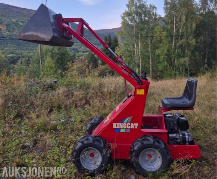 2000 Kingcat KC500 med skuffe - Honda GD411 dieselmotor - Tredjefunksjon - Trattore: foto 1 2000 Kingcat KC500 med skuffe - Honda GD411 dieselmotor - Tredjefunksjon - Trattore: foto 1