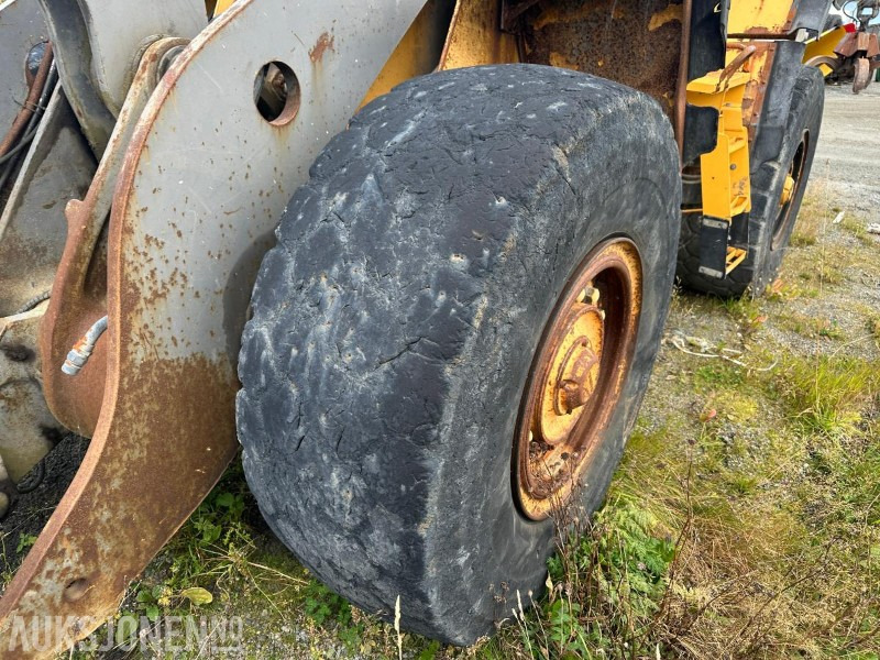 2002 Volvo L90D hjullaster – 17 tonn // Helgummihjul // Sentralsmøring - Pala gommata: foto 5 2002 Volvo L90D hjullaster – 17 tonn // Helgummihjul // Sentralsmøring - Pala gommata: foto 5