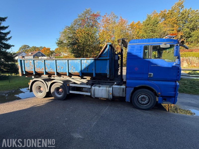 2003 MAN 28.533 FNLC TIPPBIL. - Autocarro ribaltabile: foto 3 2003 MAN 28.533 FNLC TIPPBIL. - Autocarro ribaltabile: foto 3