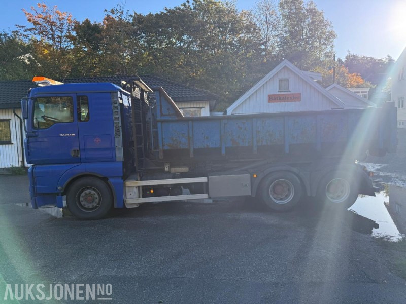 2003 MAN 28.533 FNLC TIPPBIL. - Autocarro ribaltabile: foto 4 2003 MAN 28.533 FNLC TIPPBIL. - Autocarro ribaltabile: foto 4