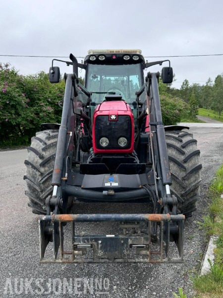 2004 Massey Ferguson 6480 Dynashift - Frontlaster med hydraulisk redskapslås - Fronthydraulikk - 40 km - Fjærende hytte - tredje funksjon - Trattore: foto 2 2004 Massey Ferguson 6480 Dynashift - Frontlaster med hydraulisk redskapslås - Fronthydraulikk - 40 km - Fjærende hytte - tredje funksjon - Trattore: foto 2