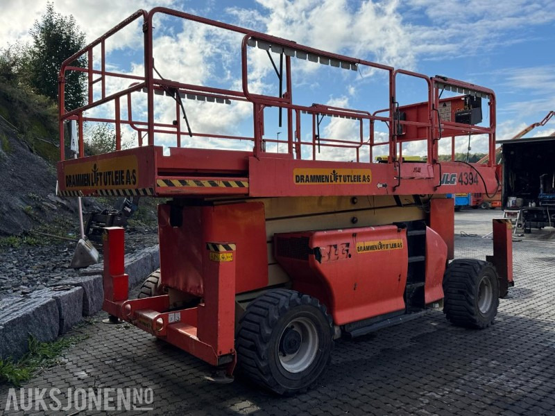 2007 JLG 4394RT sakselift / 4x4 - Piattaforma aerea: foto 4 2007 JLG 4394RT sakselift / 4x4 - Piattaforma aerea: foto 4