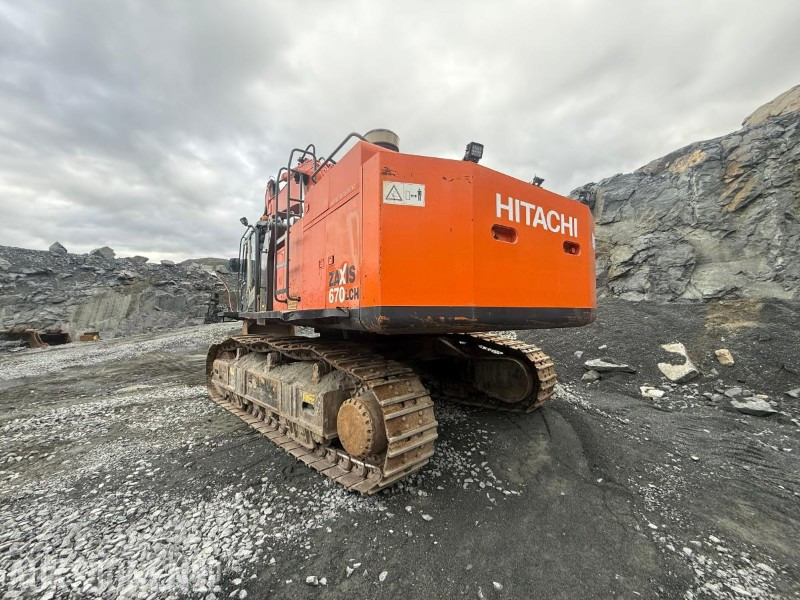 2008 Hitachi ZX670LCH-3 - Gravemaskin med hevbar hytte - Escavatore: foto 3 2008 Hitachi ZX670LCH-3 - Gravemaskin med hevbar hytte - Escavatore: foto 3