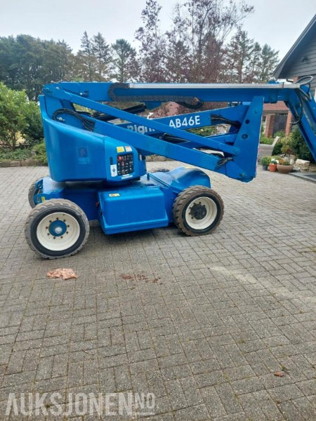 2008 UpRight AB46E bomlift med knekkarm - Arbeidshøyde 16,1 m. - Vekt: 6 700 kg - Timer: 217! - Piattaforma aerea: foto 3 2008 UpRight AB46E bomlift med knekkarm - Arbeidshøyde 16,1 m. - Vekt: 6 700 kg - Timer: 217! - Piattaforma aerea: foto 3