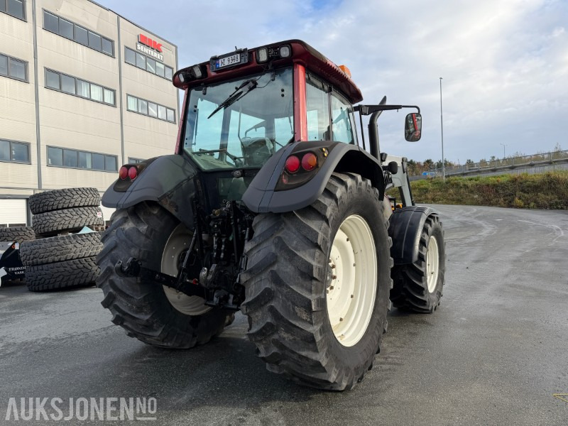2008 Valtra T-180 Traktor med frontlaster / 1362 timer - Trattore: foto 4 2008 Valtra T-180 Traktor med frontlaster / 1362 timer - Trattore: foto 4
