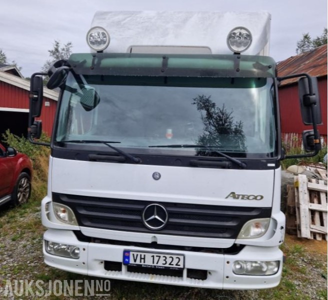 2009 Mercedes-Benz ATEGO 818L todelt skap Bodel Hengerfeste - Autocarro furgonato: foto 5 2009 Mercedes-Benz ATEGO 818L todelt skap Bodel Hengerfeste - Autocarro furgonato: foto 5