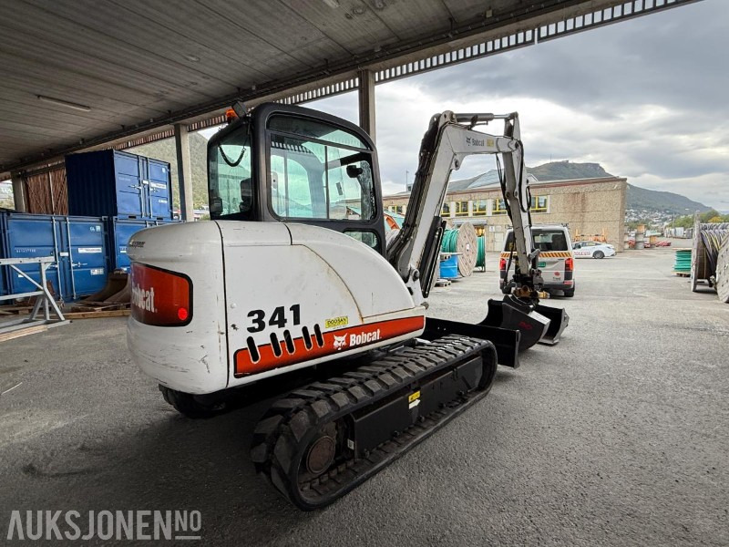 2010 Bobcat 341G Gravemaskin - 2 Skuffer - Engcon tiltrotator - Sertifisert - 6129T - Escavatore: foto 4 2010 Bobcat 341G Gravemaskin - 2 Skuffer - Engcon tiltrotator - Sertifisert - 6129T - Escavatore: foto 4