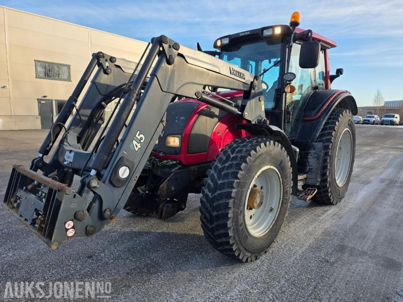 2010 VALTRA N121 HITECH MED FRONTLASTER 50KMT - Trattore: foto 1 2010 VALTRA N121 HITECH MED FRONTLASTER 50KMT - Trattore: foto 1