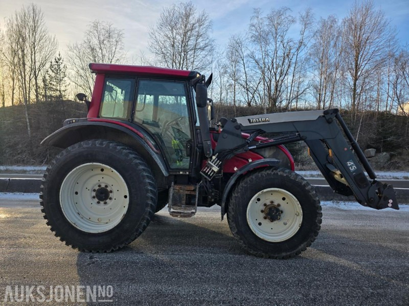 2010 VALTRA N121 HITECH MED FRONTLASTER 50KMT - Trattore: foto 4 2010 VALTRA N121 HITECH MED FRONTLASTER 50KMT - Trattore: foto 4