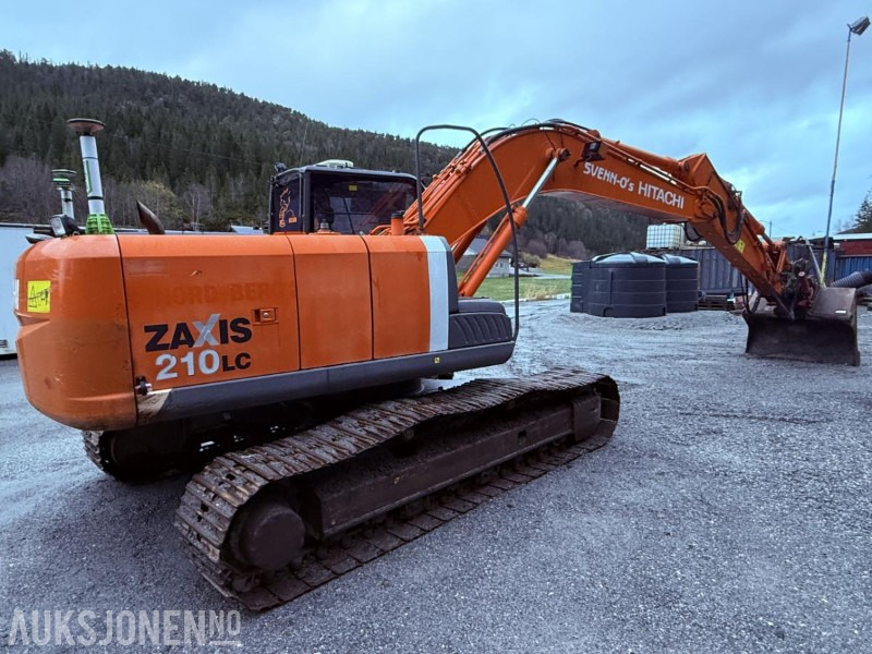 2011 Hitachi ZX210 LC-3 beltegraver KUN 8475 timer - GPS, RT80 Rotortilt, Sentralsmøring - Escavatore: foto 4 2011 Hitachi ZX210 LC-3 beltegraver KUN 8475 timer - GPS, RT80 Rotortilt, Sentralsmøring - Escavatore: foto 4