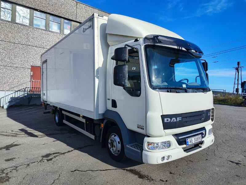 2012 DAF LF 45.180 / Zepro 1500 løftelem / Sidedør på skap - Autocarro furgonato: foto 5 2012 DAF LF 45.180 / Zepro 1500 løftelem / Sidedør på skap - Autocarro furgonato: foto 5