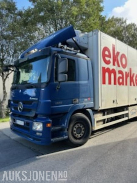 2012 Mercedes-Benz ACTROS skapbil/thermo med frys - Bilen har full service historikk - 573000 km. - Autocarro furgonato: foto 1 2012 Mercedes-Benz ACTROS skapbil/thermo med frys - Bilen har full service historikk - 573000 km. - Autocarro furgonato: foto 1