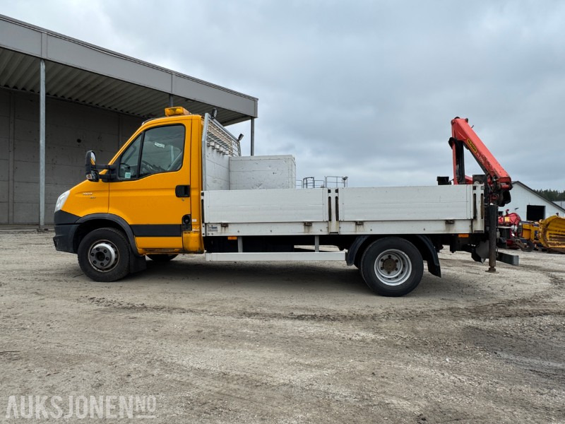 2013 Iveco Daily Planbil m/palfinger kran. - Autocarro con pianale/ Cassone fisso: foto 3 2013 Iveco Daily Planbil m/palfinger kran. - Autocarro con pianale/ Cassone fisso: foto 3