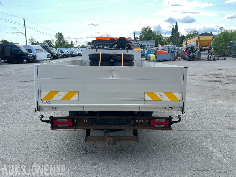 2013 Iveco Daily med plan og Hiab 044D-3HIDOU kran - Camion con gru: foto 5 2013 Iveco Daily med plan og Hiab 044D-3HIDOU kran - Camion con gru: foto 5
