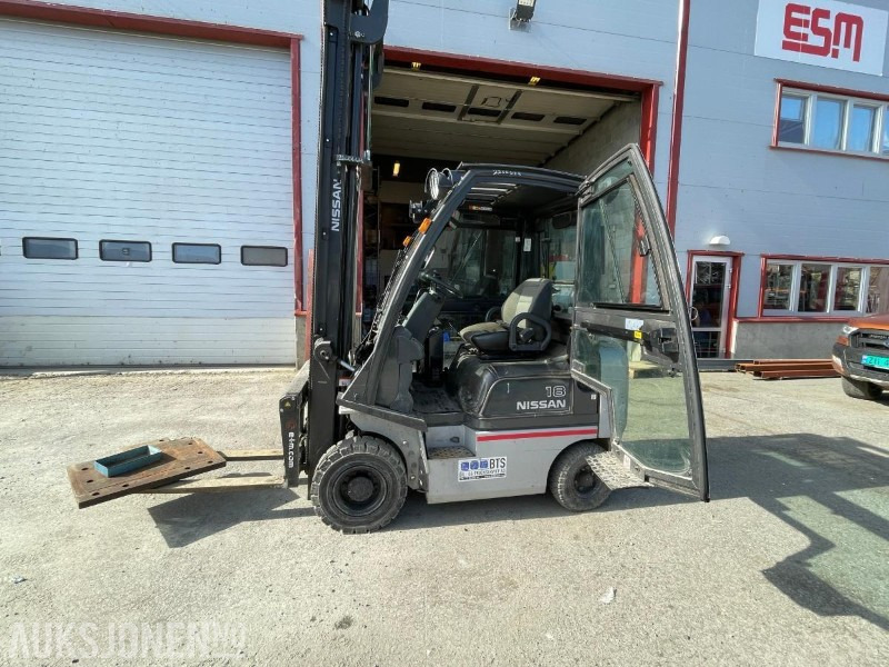 2013 Nissan Gaffeltruck Y1D1A18Q - 5M løftehøyde Høy - mva fritt - Carrello elevatore: foto 5 2013 Nissan Gaffeltruck Y1D1A18Q - 5M løftehøyde Høy - mva fritt - Carrello elevatore: foto 5