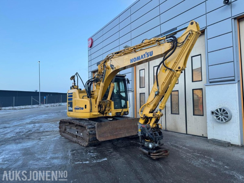 2014 Komatsu PC 138 US Gravemaskin med Oilquick og tiltrotator - Escavatore: foto 2 2014 Komatsu PC 138 US Gravemaskin med Oilquick og tiltrotator - Escavatore: foto 2