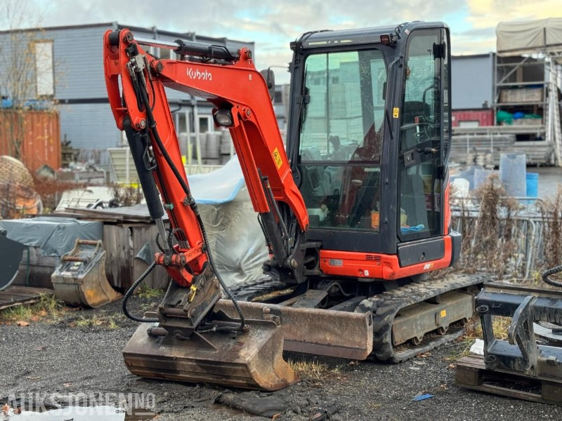 2015 Kubota U27-4 minigraver med skuffe / 1611 timer - Miniescavatore: foto 1 2015 Kubota U27-4 minigraver med skuffe / 1611 timer - Miniescavatore: foto 1